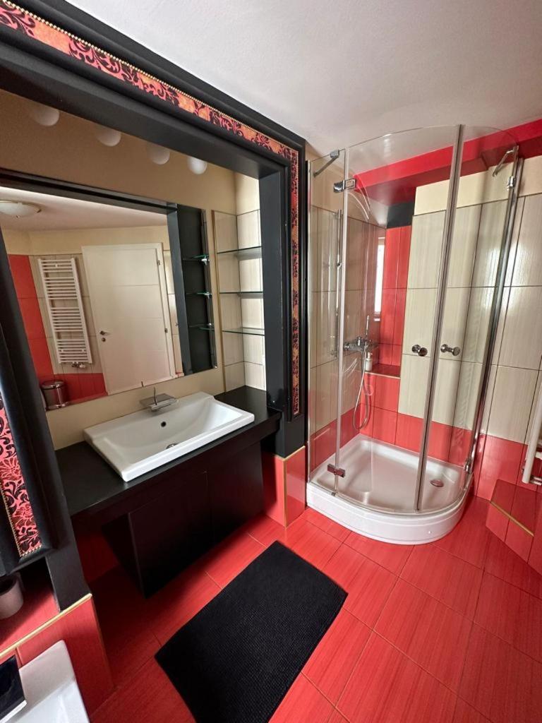 Jacuzzi Apartment - Center زغرب المظهر الخارجي الصورة