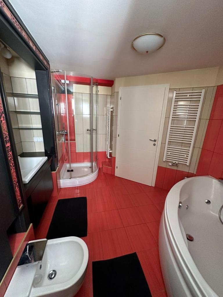 Jacuzzi Apartment - Center زغرب المظهر الخارجي الصورة